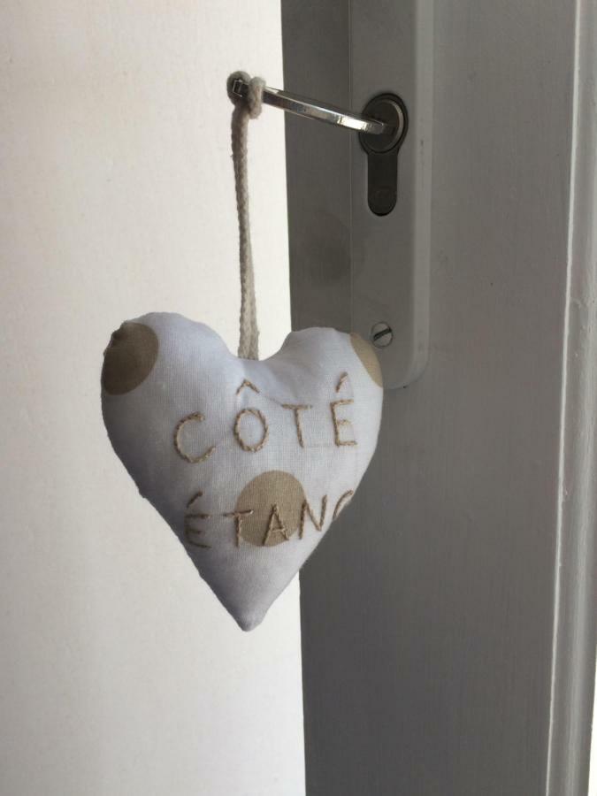 Le Petit Monty Gite Cote Etang Saint-Malo-du-Bois Dış mekan fotoğraf